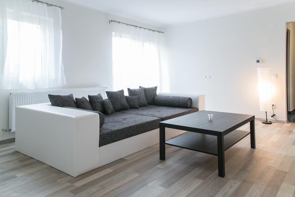 Hermann Apartments Сибиу Номер фото